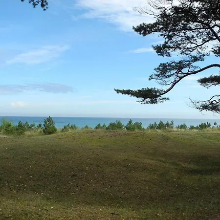 Semesterbostad Strandrose - Baabe